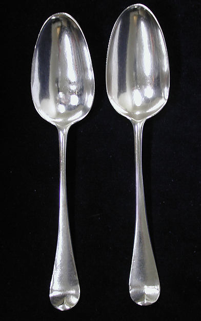 Two spoons by W. T., London, The Metropolitan Museum of Art